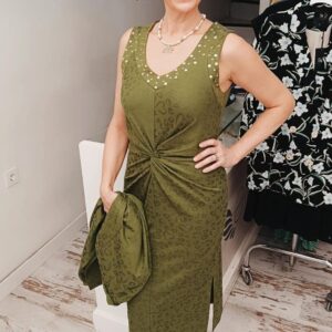VESTIDO VERDE SUTIL ANIMAL PRINT - Imagen 3