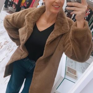 ABRIGO PELO COLOR TAUPE